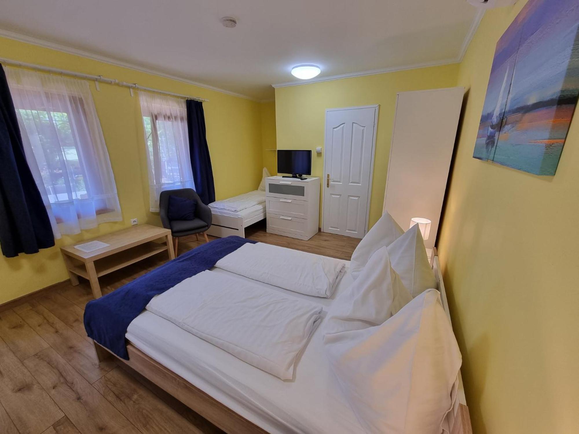 Muskatlis Haz Apartment Балатонлеле Екстериор снимка