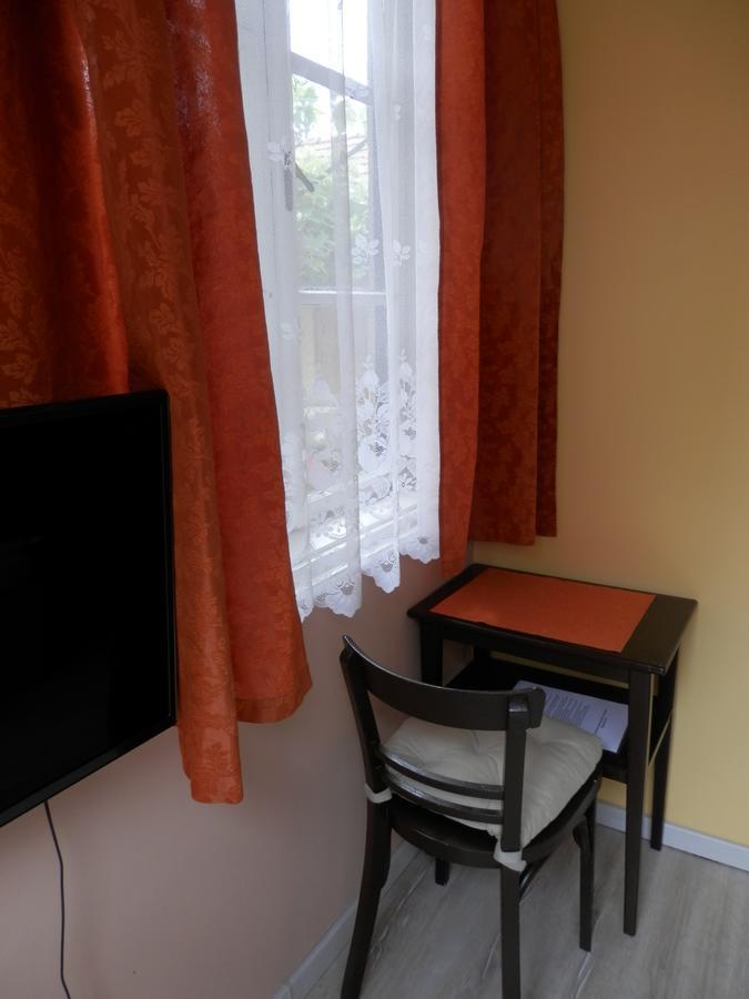 Muskatlis Haz Apartment Балатонлеле Екстериор снимка